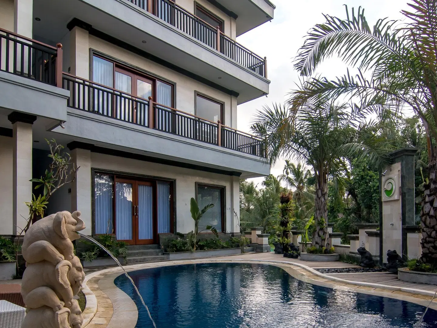 Amoya Inn EXTERIOR