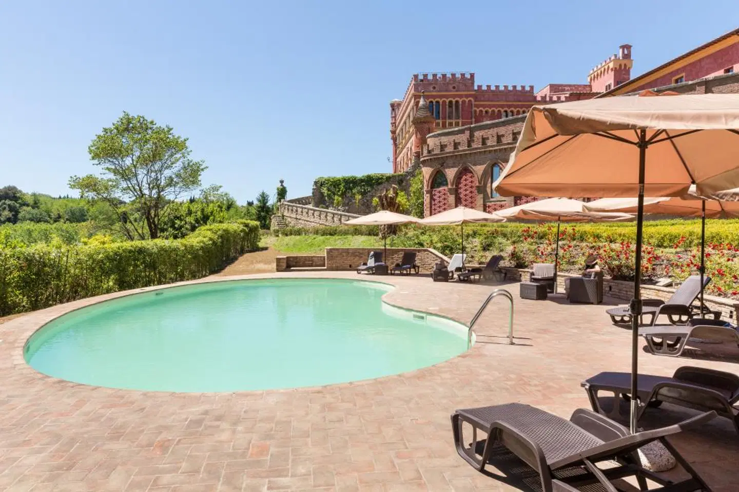 San Ruffino Resort OUTDOOR_POOL
