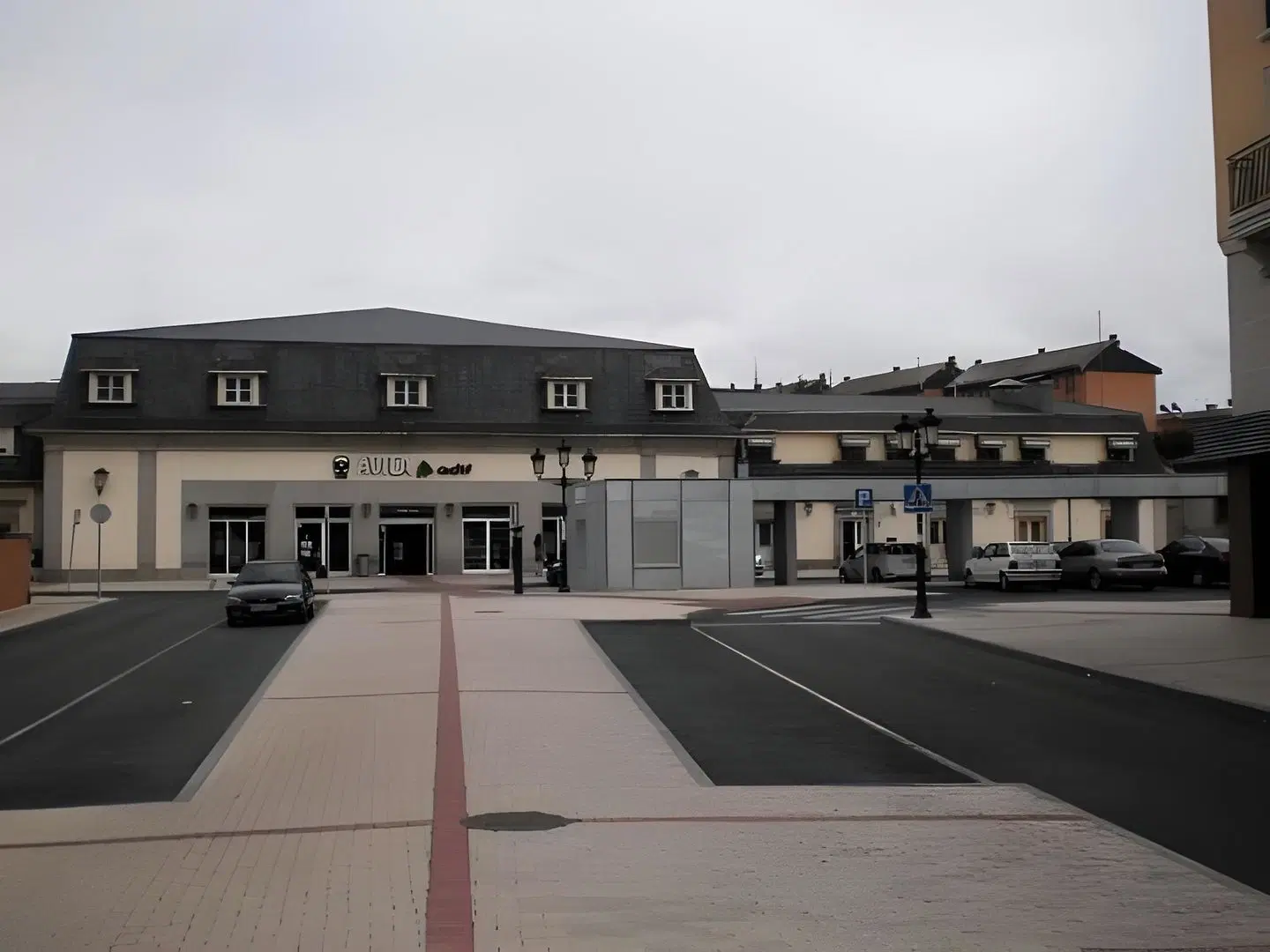 Hostal La Estación EXTERIOR