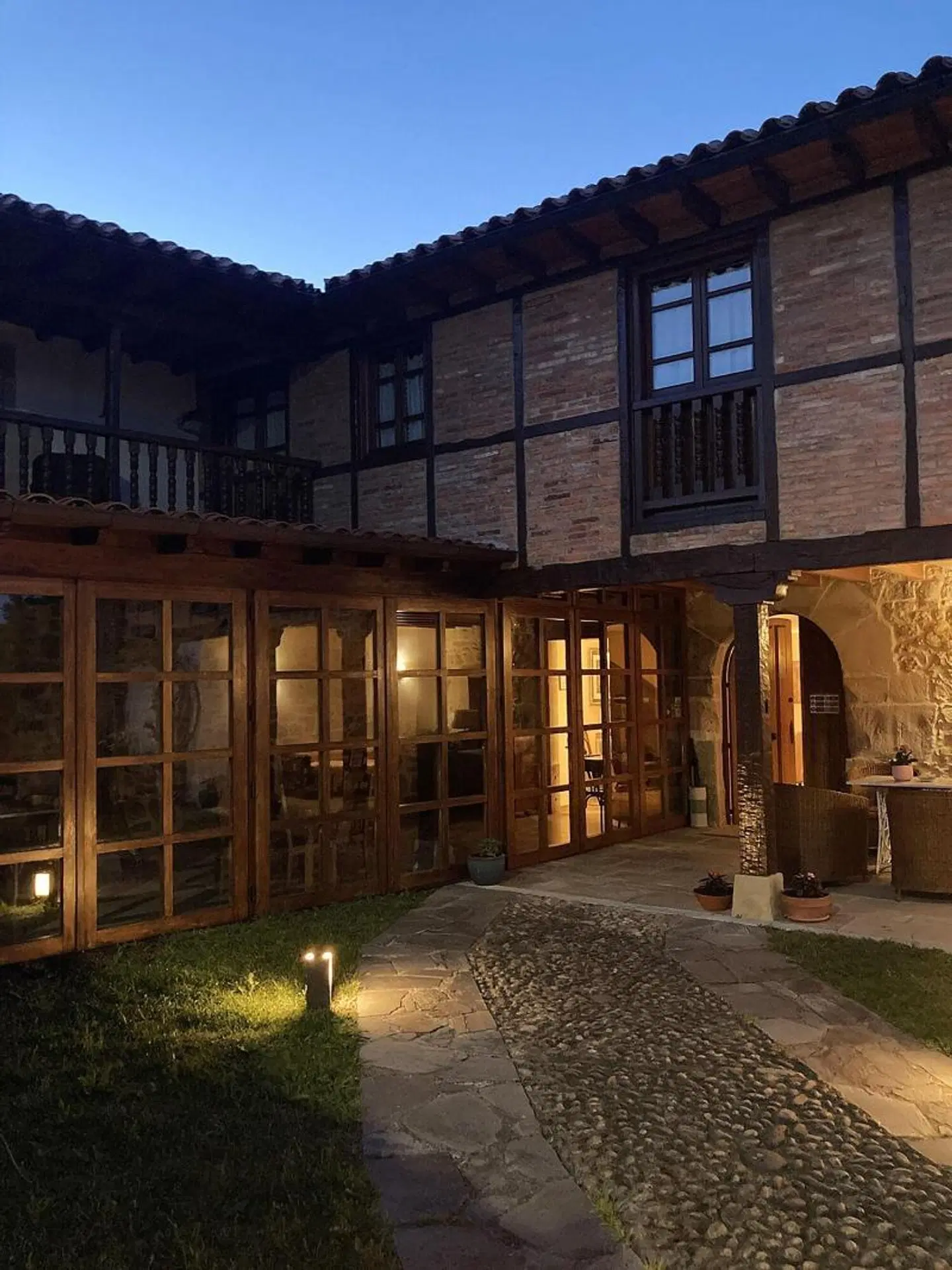 Posada La Casona de Los Güelitos EXTERIOR