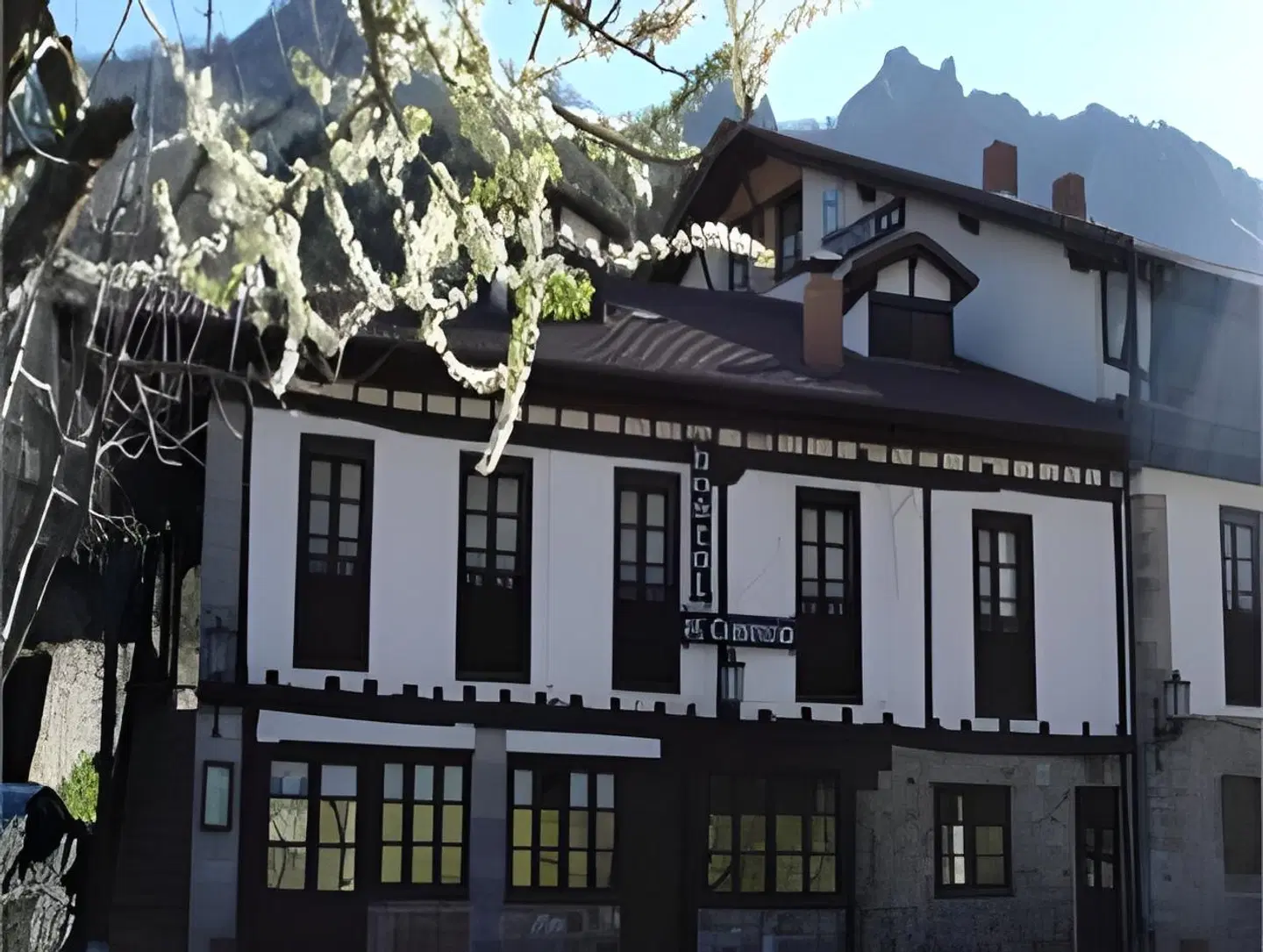 El Caserío EXTERIOR
