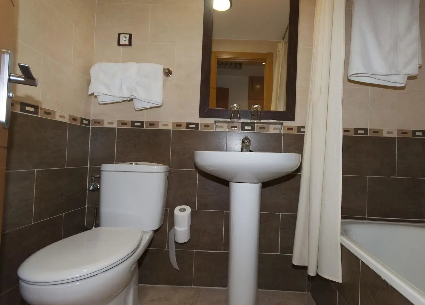 Hostal Goyma II Badezimmer