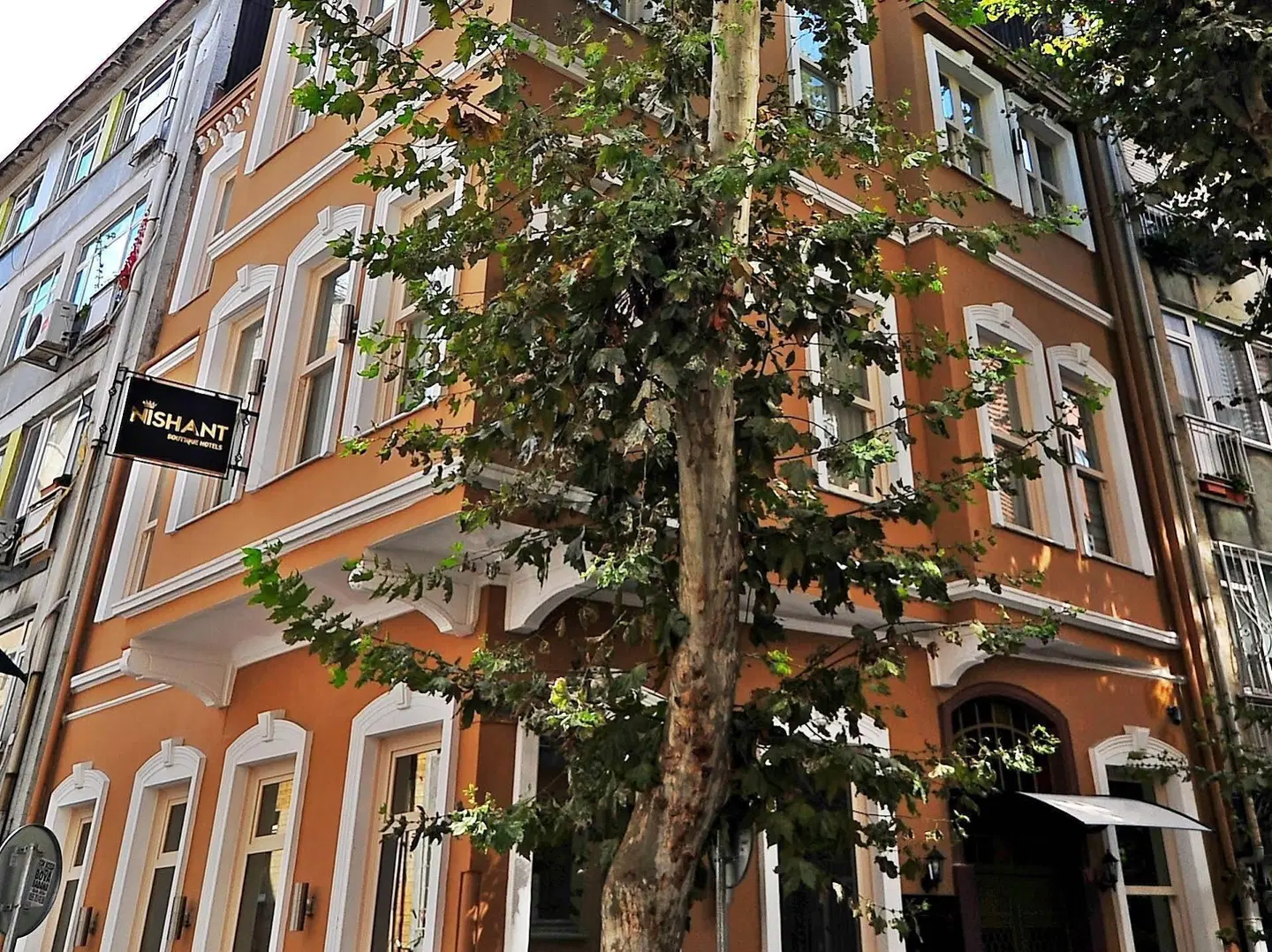 Nishant Hotel EXTERIOR
