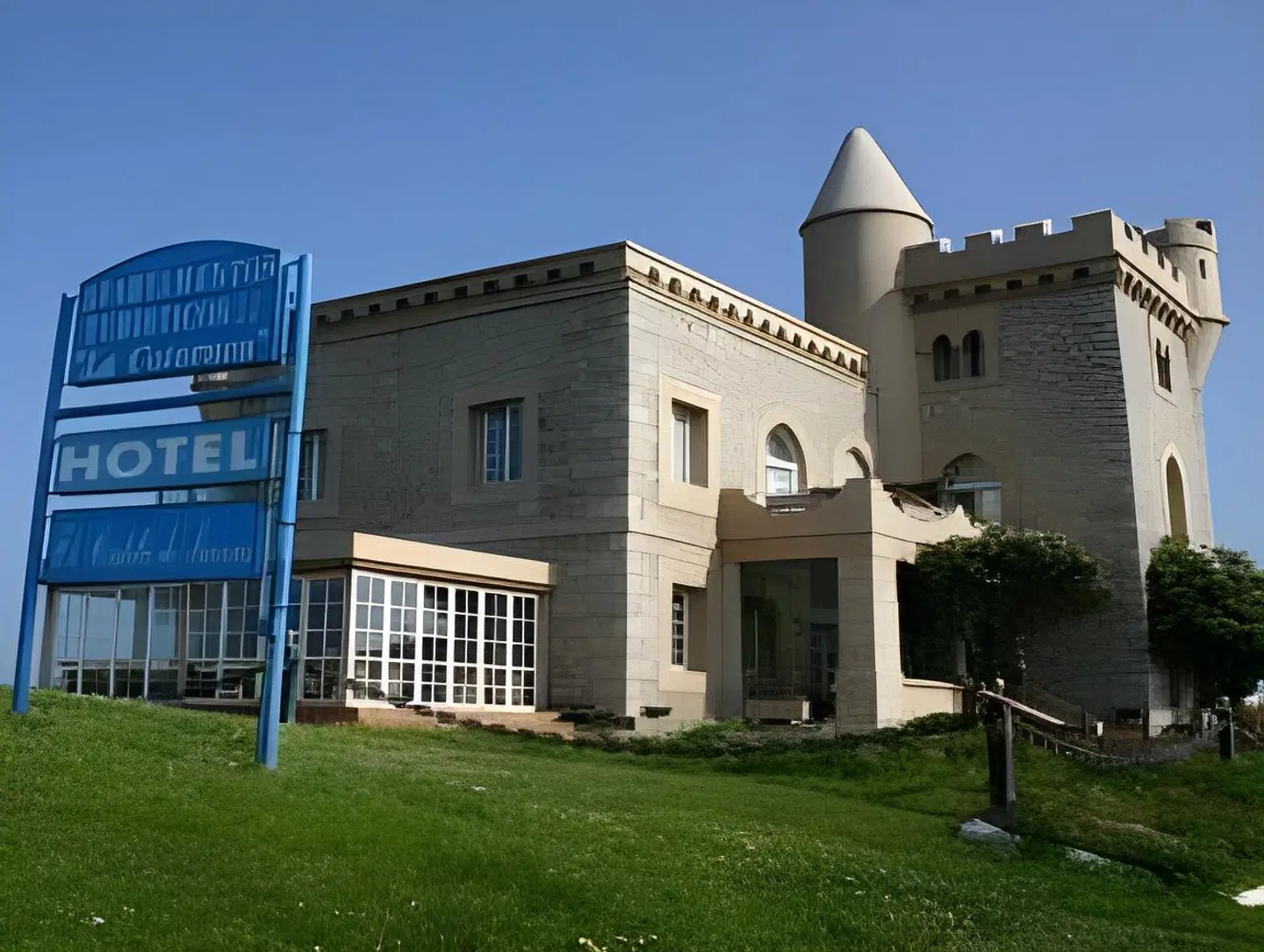 El Castillo EXTERIOR