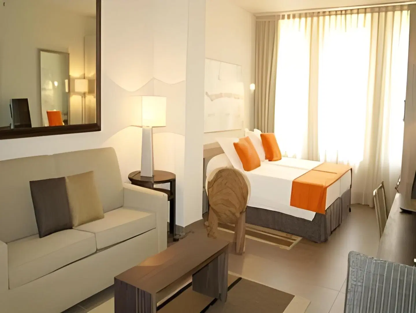Eco Alcalá Suites ROOM_EXAMPLE