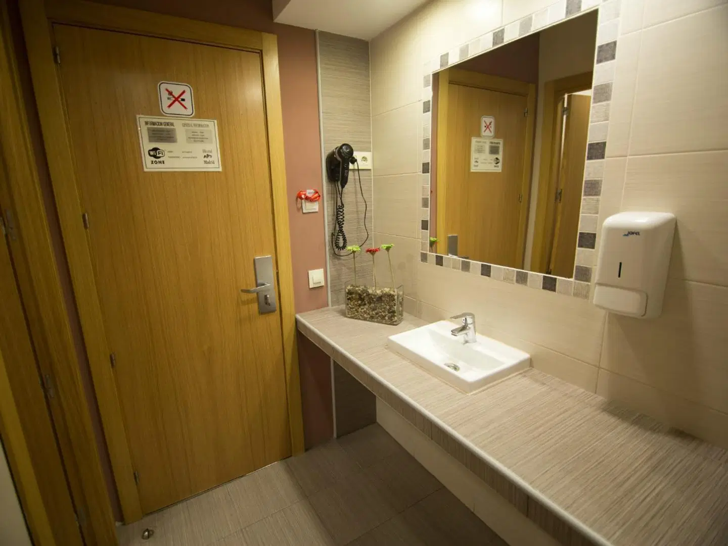 Hostal Art Madrid Badezimmer