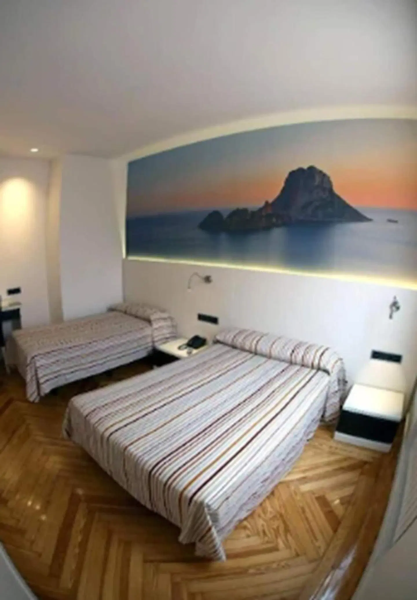 Hostal Abadia Madrid ROOM_EXAMPLE