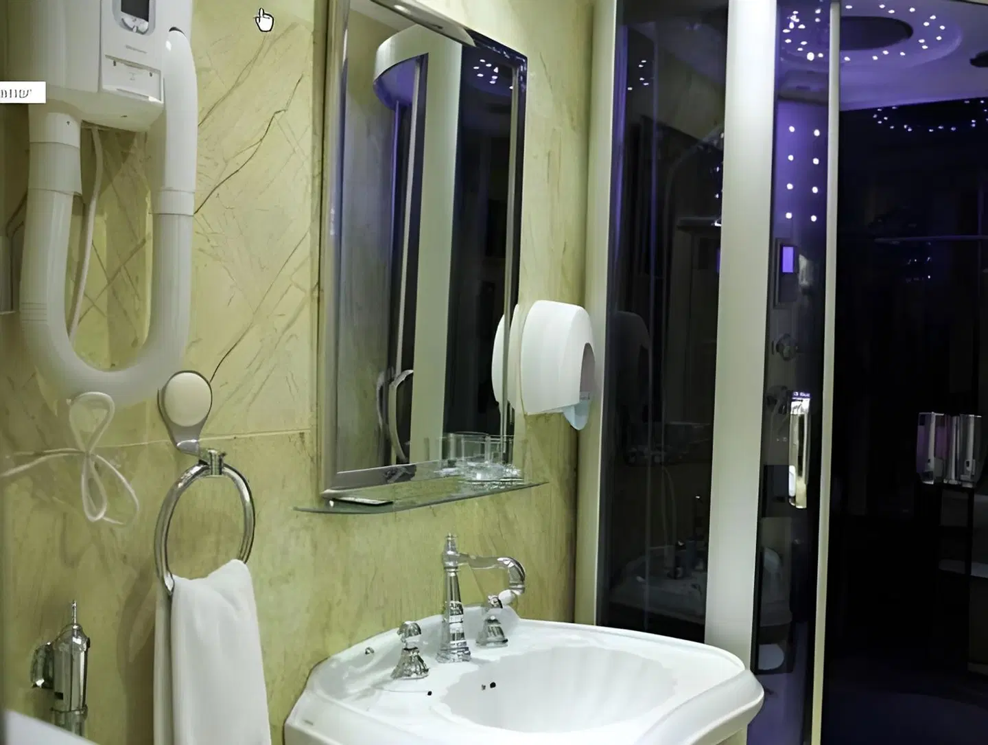 Posada Villa Rosa Badezimmer