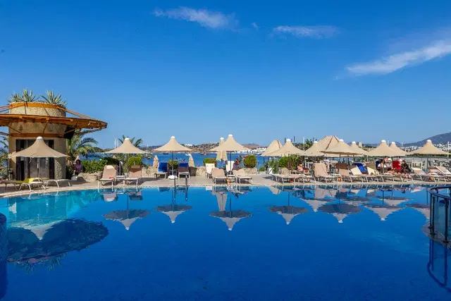 Diamond of Bodrum OUTDOOR_POOL