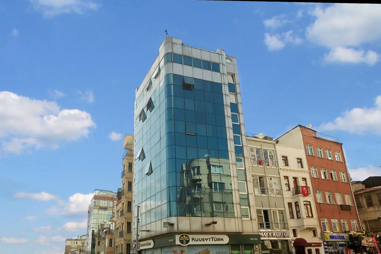 Kartal Palace Taksim Square EXTERIOR