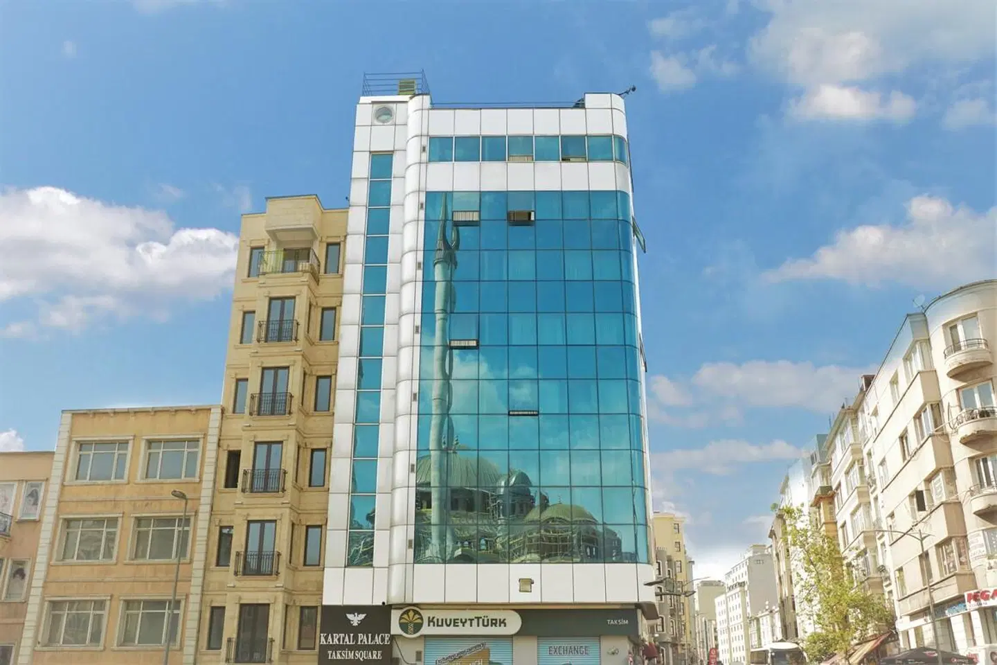 Kartal Palace Taksim Square EXTERIOR