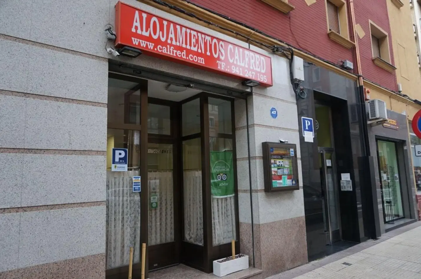 Pensión Calfred II EXTERIOR