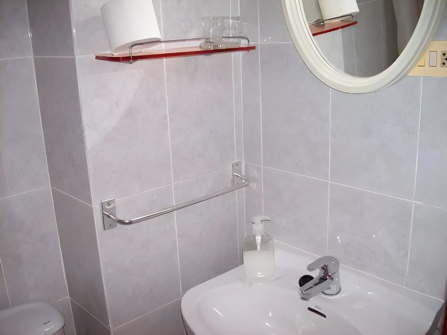 Hostal Muralla Badezimmer