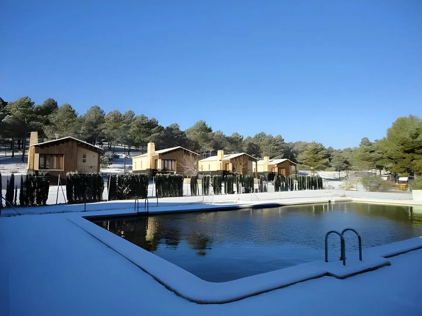 Casas Rurales el Cerrete de Haro OUTDOOR_POOL