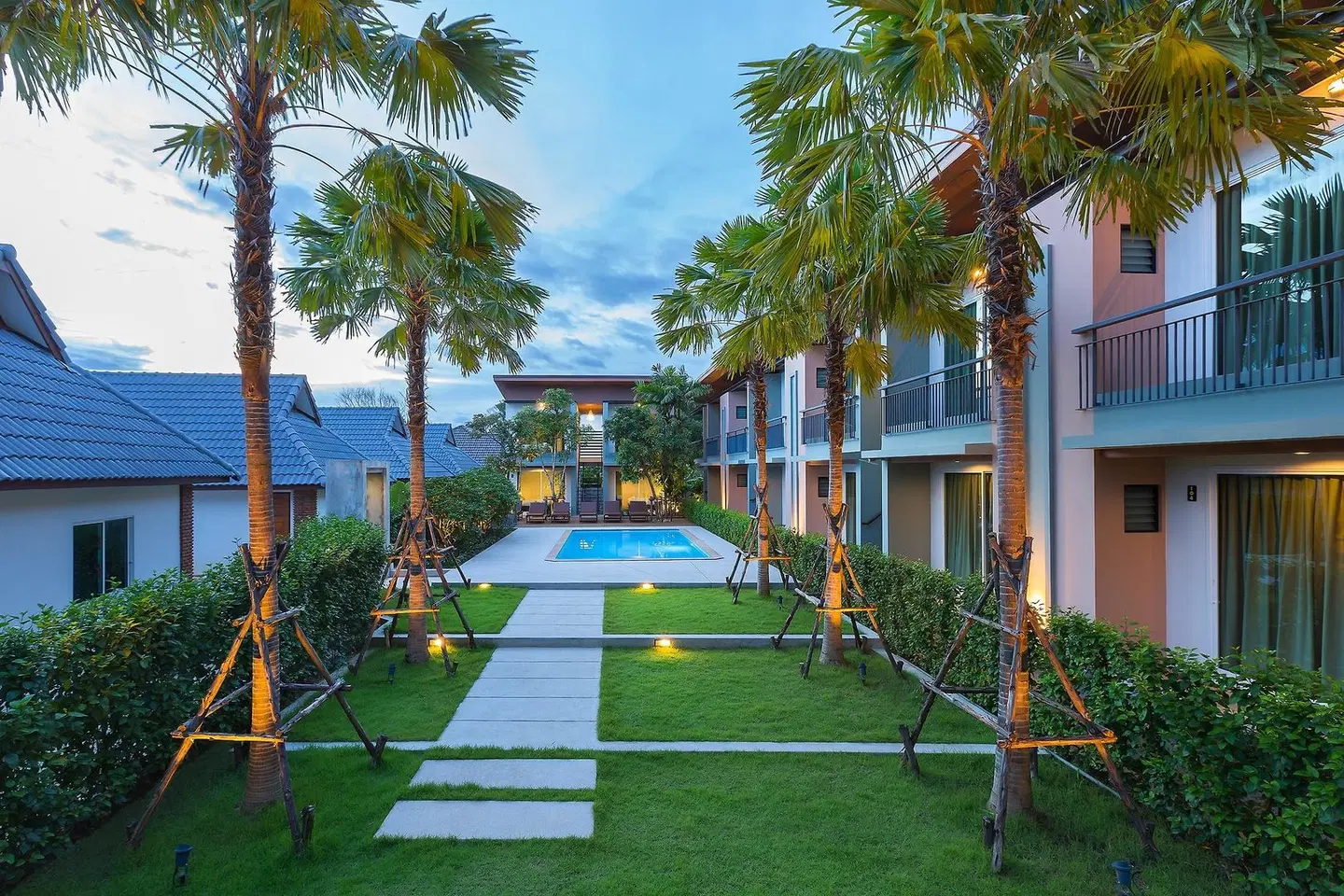 Parida Resort Garten