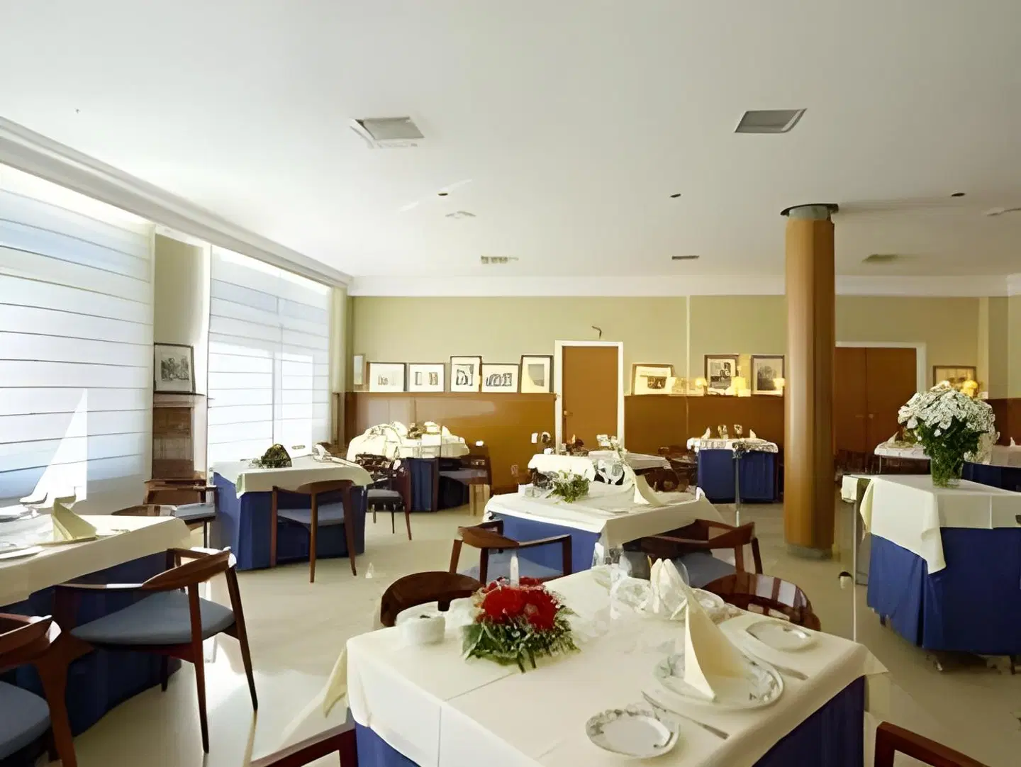 Azar Restaurant