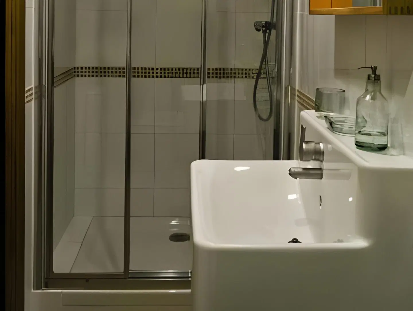 Apartamentos Playa Galizano Badezimmer