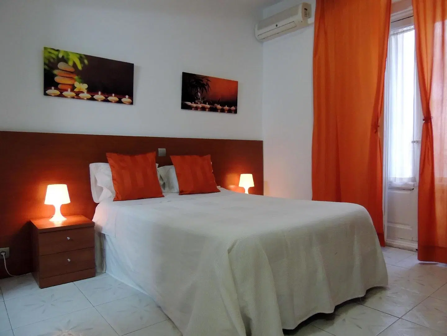 Hostal Cervantes ROOM_EXAMPLE