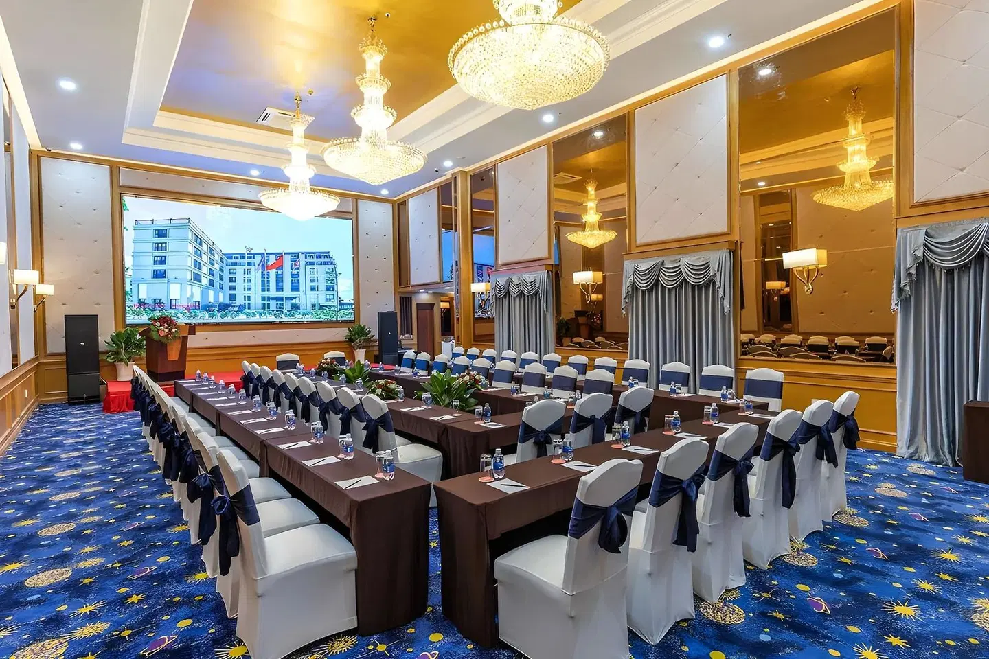 Marina Bay Con Dao Hotel RESTAURANT