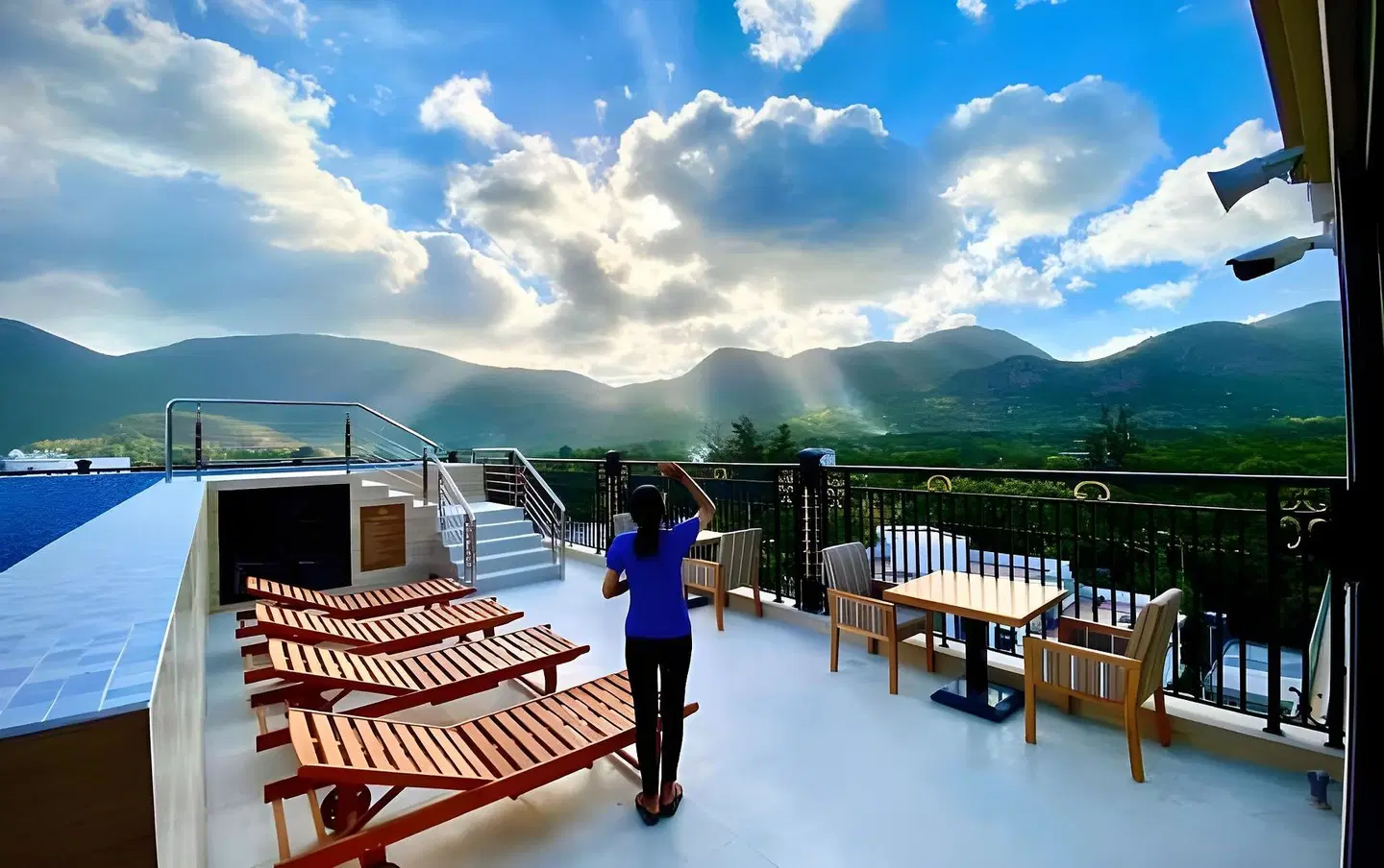 Marina Bay Con Dao Hotel TERRACE