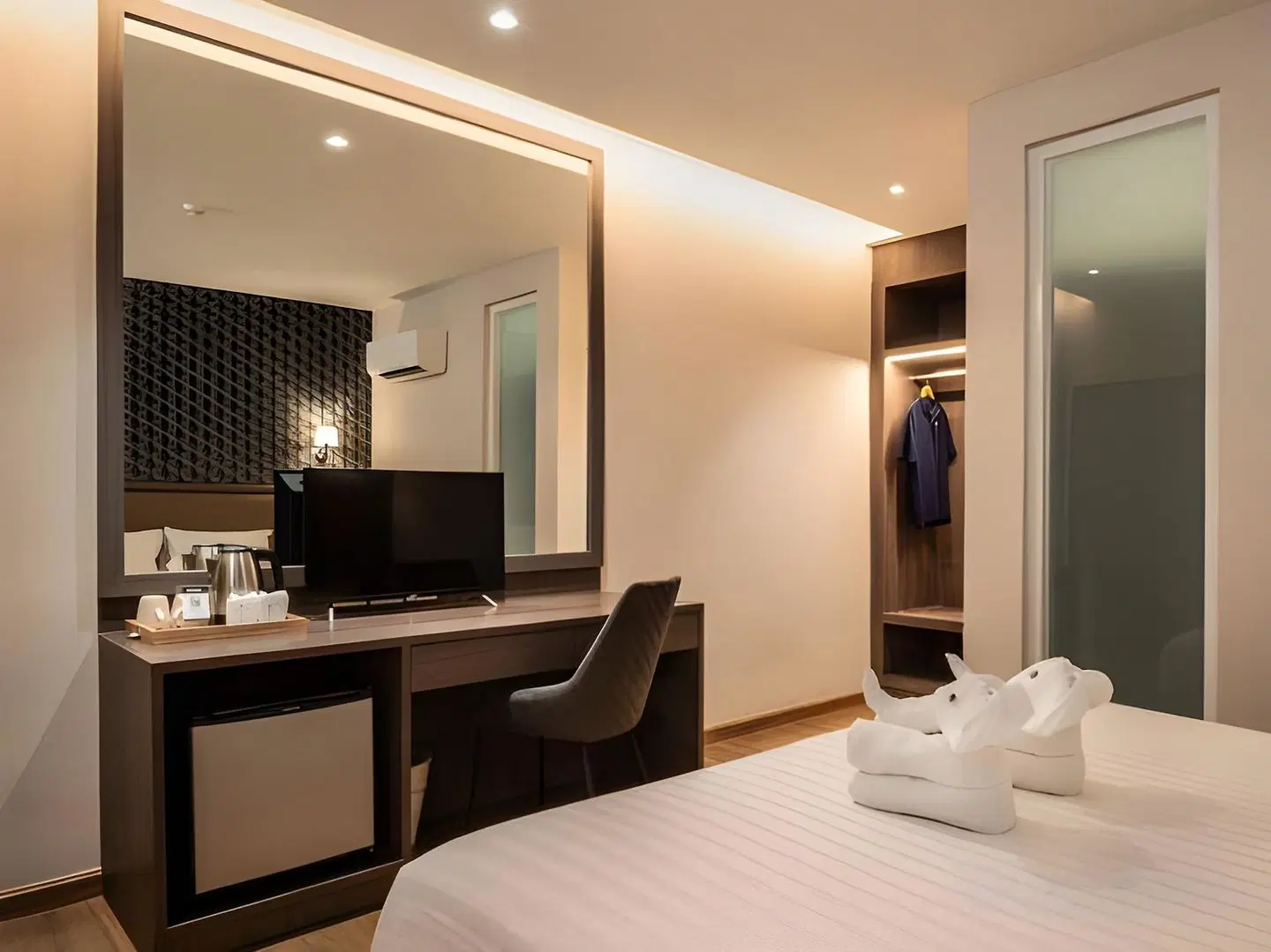 Lucky Hotel Bangkok, Sukhumvit 26 ROOM_EXAMPLE