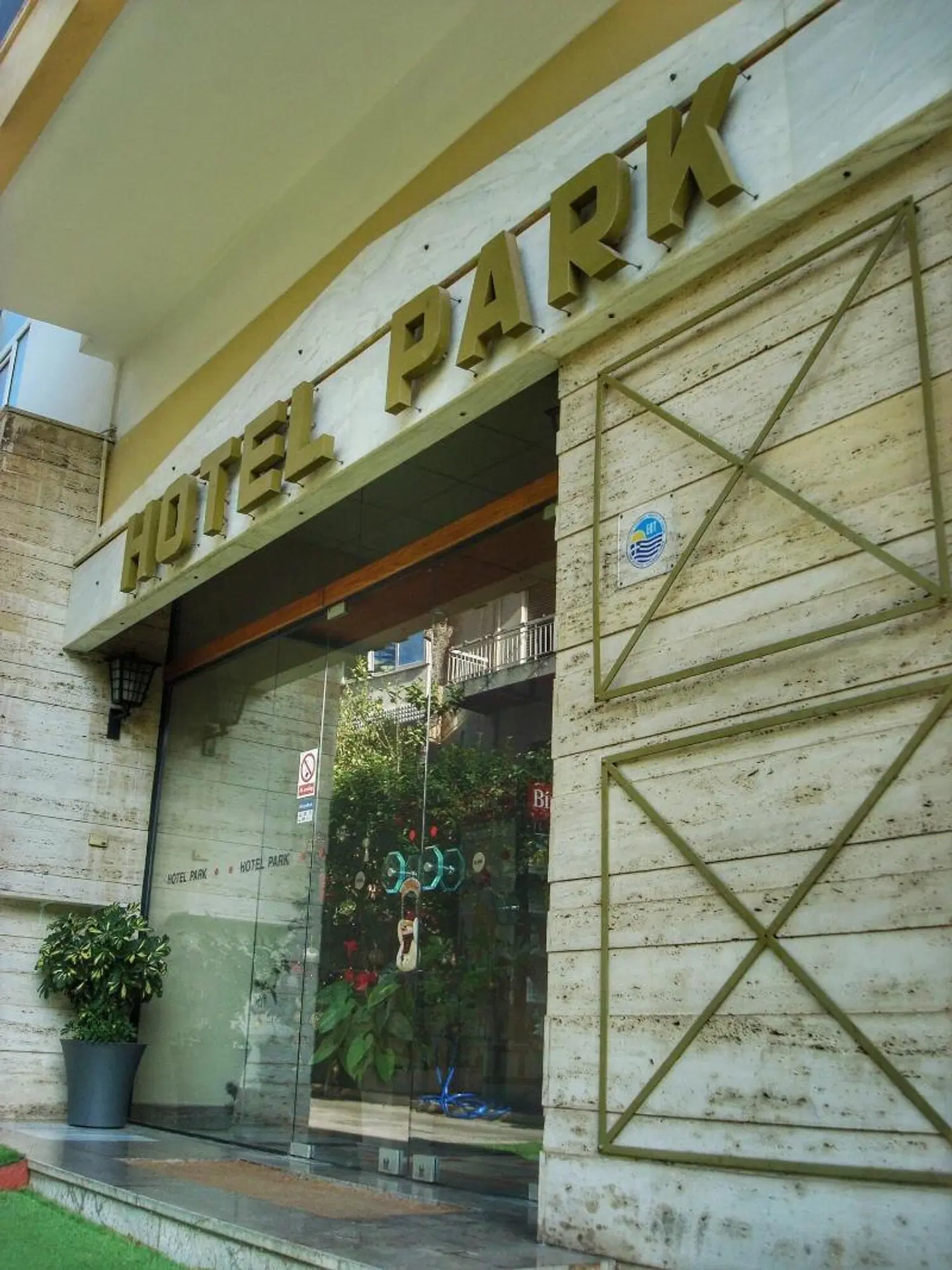 Park Hotel EXTERIOR