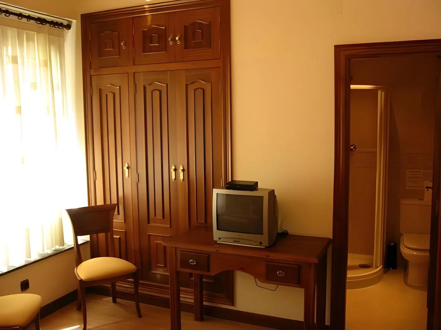 Hostal Granada ROOM_EXAMPLE