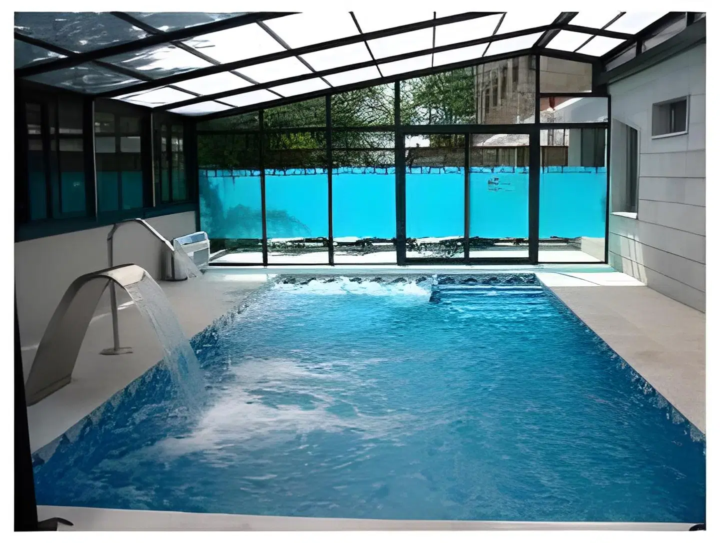 San Millán & Spa Hallenbad