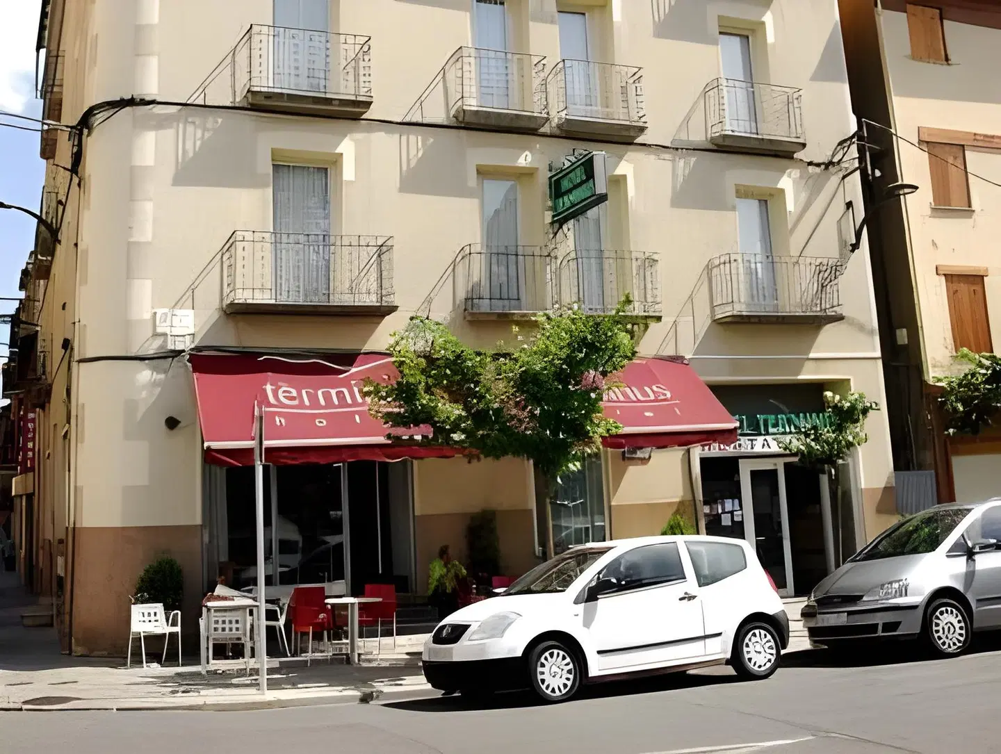Hotel Terminus EXTERIOR