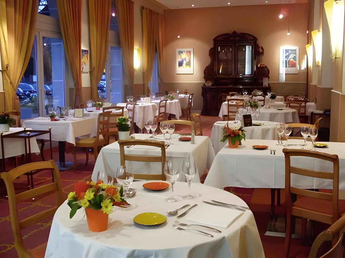 Brit Hotel Le Royal Restaurant