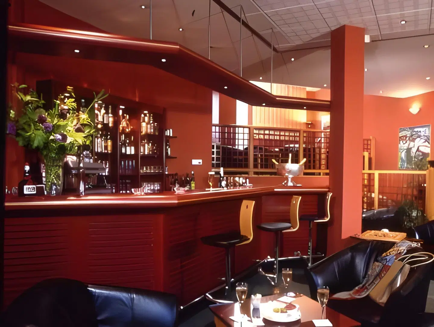 Brit Hotel Le Royal Bar