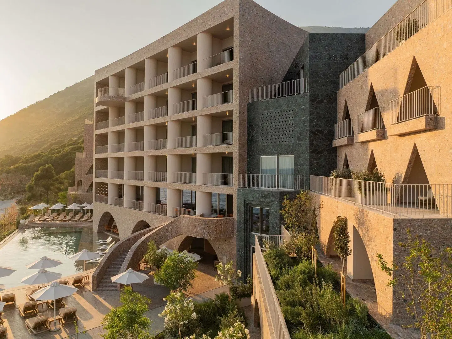 Green Coast Hotel MGallery Collection EXTERIOR