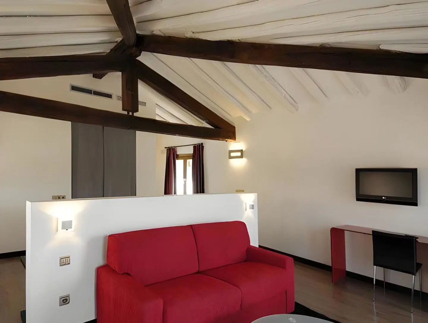 Cienbalcones ROOM_EXAMPLE
