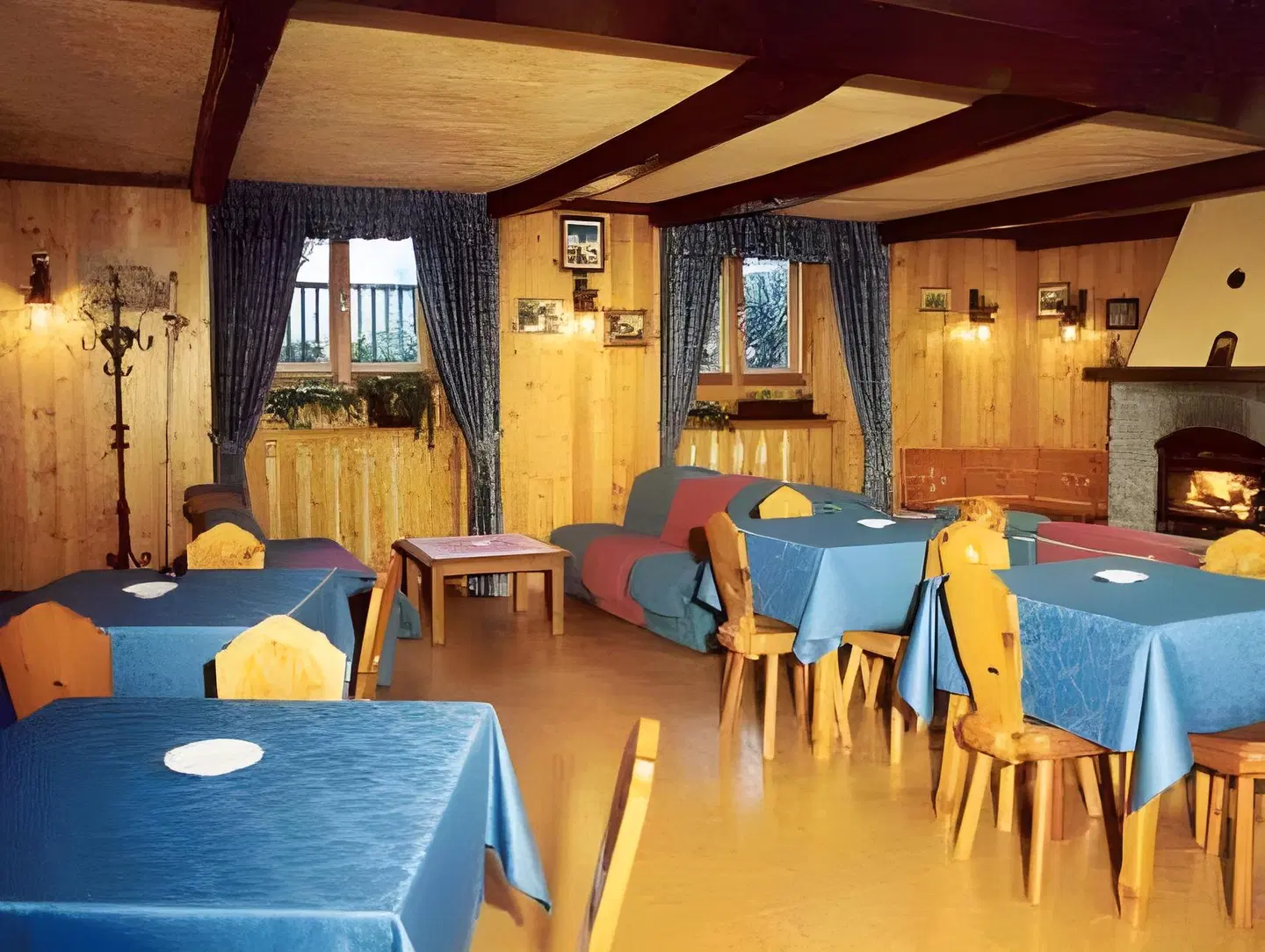 Des Glaciers SPORTS_AND_LEISURE