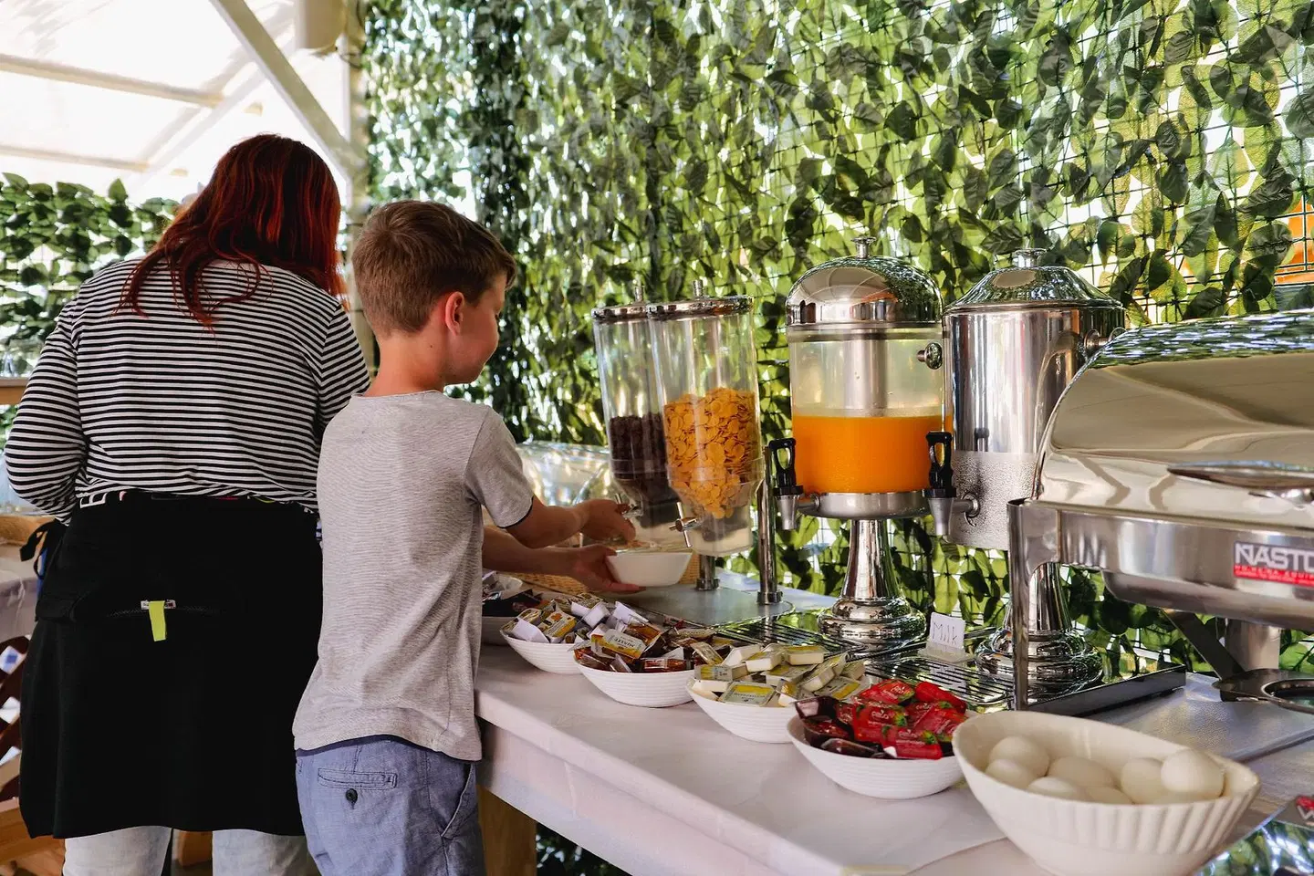 Oceanic Overview Suites Restaurant