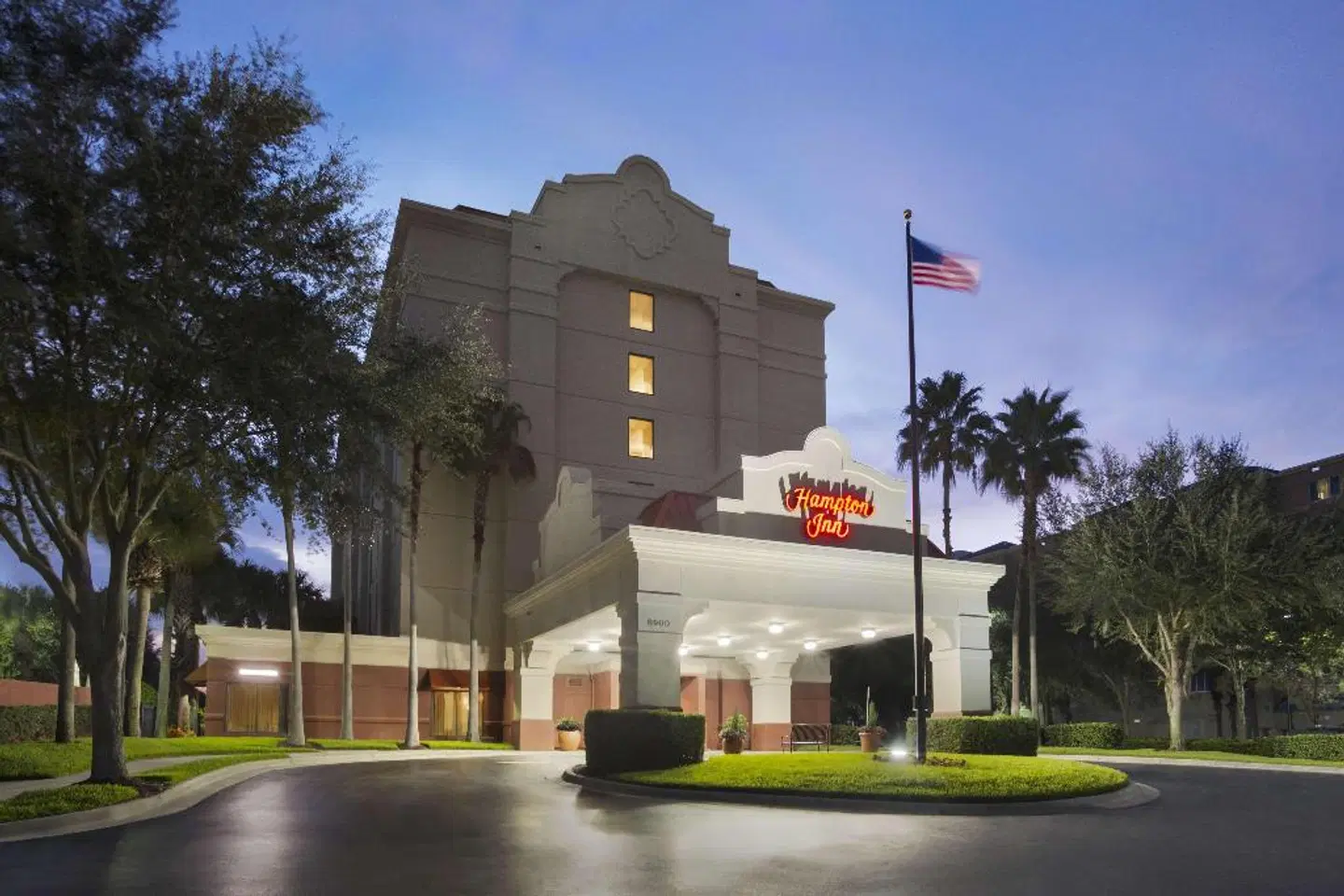 Hampton Inn Orlando International Drive/Convention Center EXTERIOR