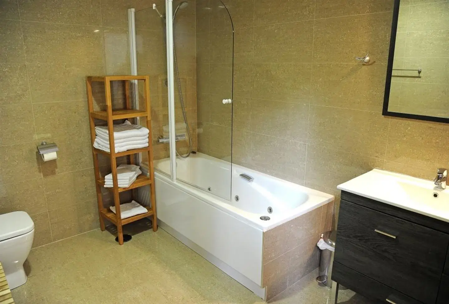 Mola! Suites Badezimmer