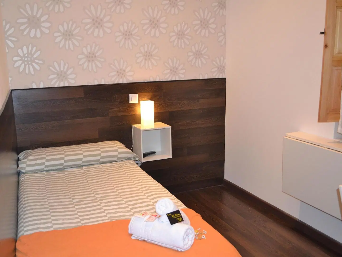 Hostal El Brezo ROOM_EXAMPLE
