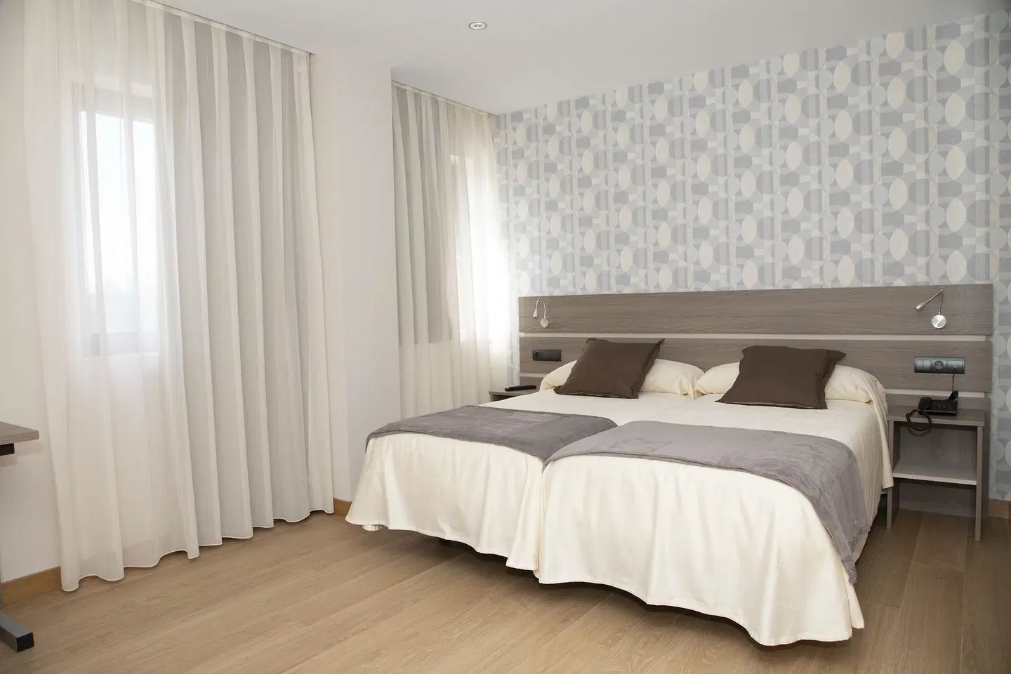 Hotel Mercedes ROOM_EXAMPLE