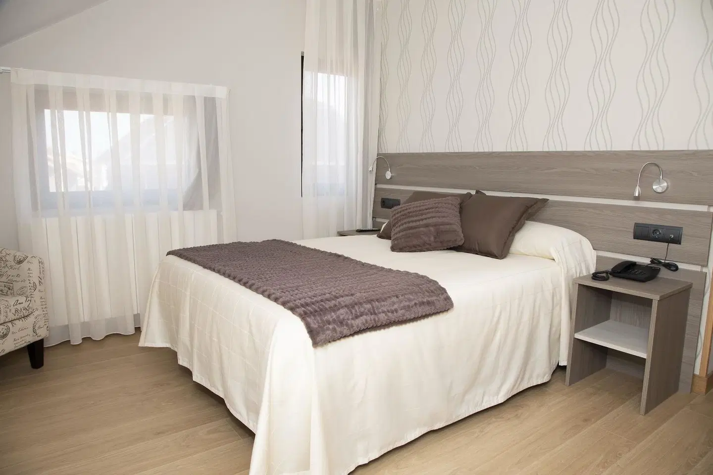 Hotel Mercedes ROOM_EXAMPLE