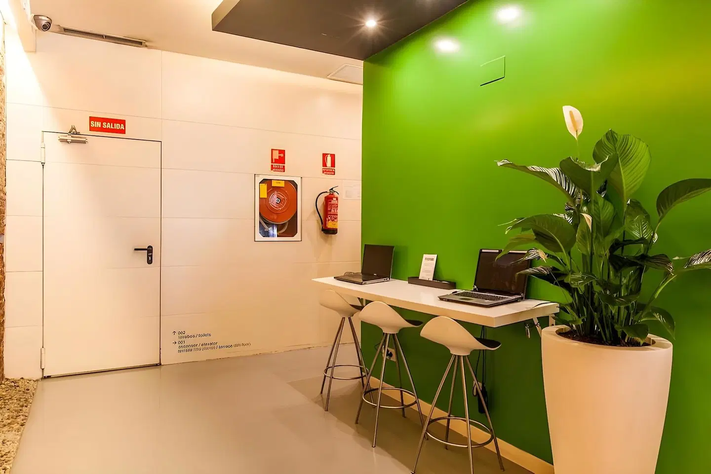 Urban Sea  Atocha 113 HEALTH_BEAUTY