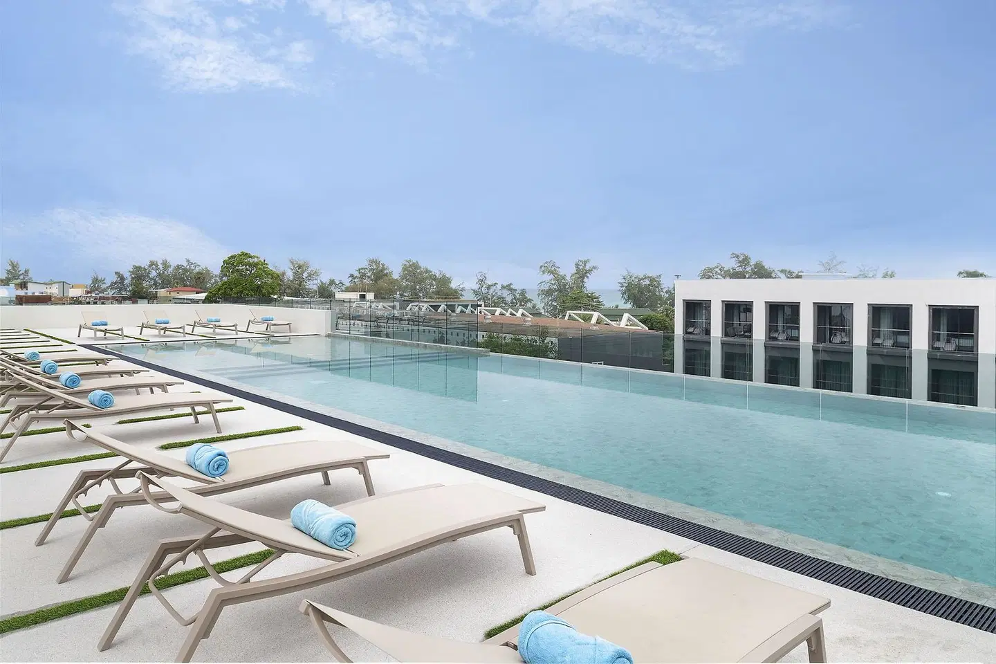 JonoX Phuket Karon Hotel Terrasse