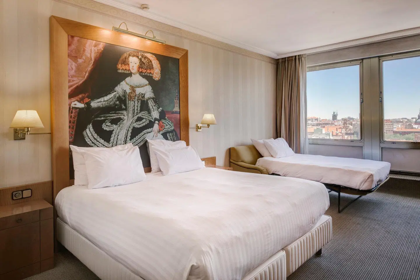 Courtyard by Marriott Madrid Princesa ROOM_EXAMPLE