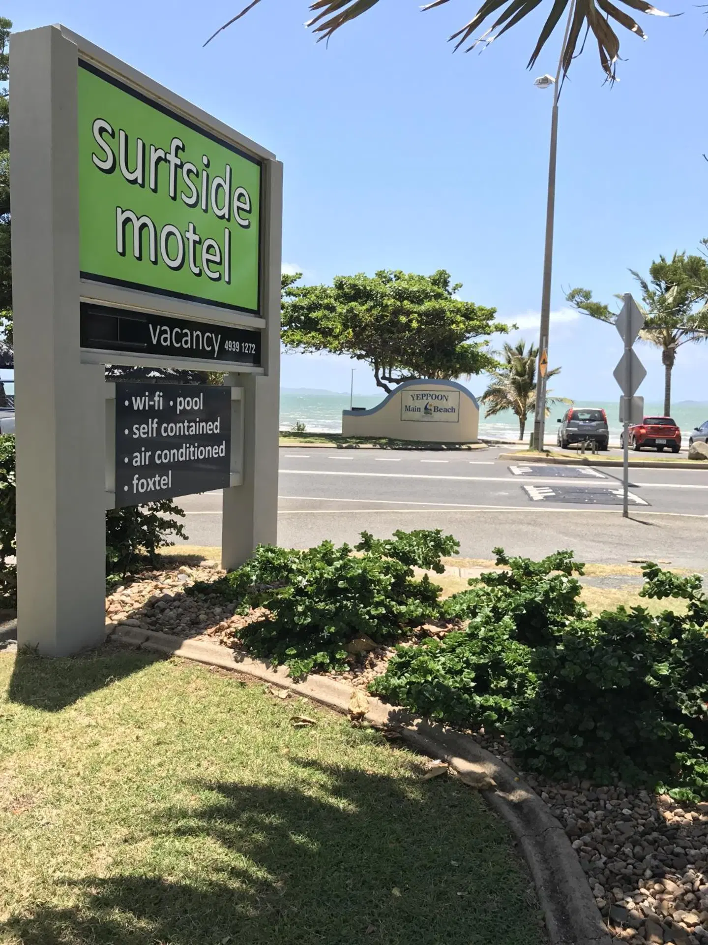 Yeppoon Surfside Motel EXTERIOR