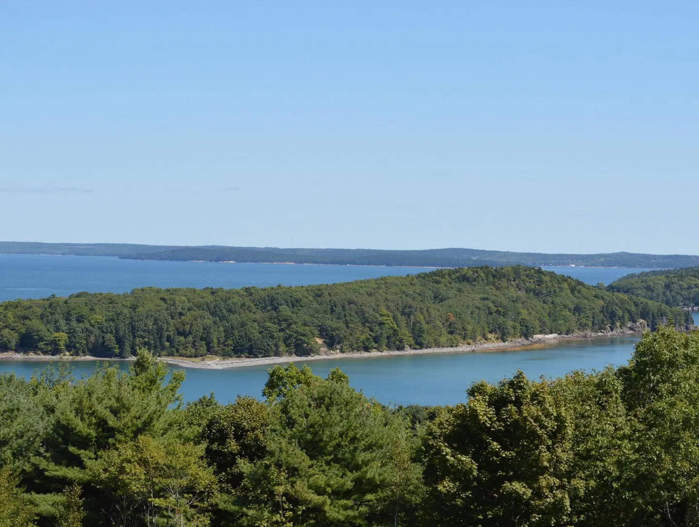 Hampton Inn Bar Harbor LANDSCAPE