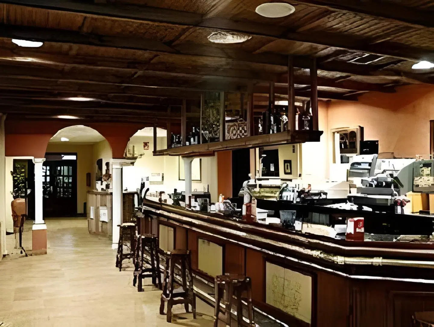 Hotel Restaurante Baños Bar