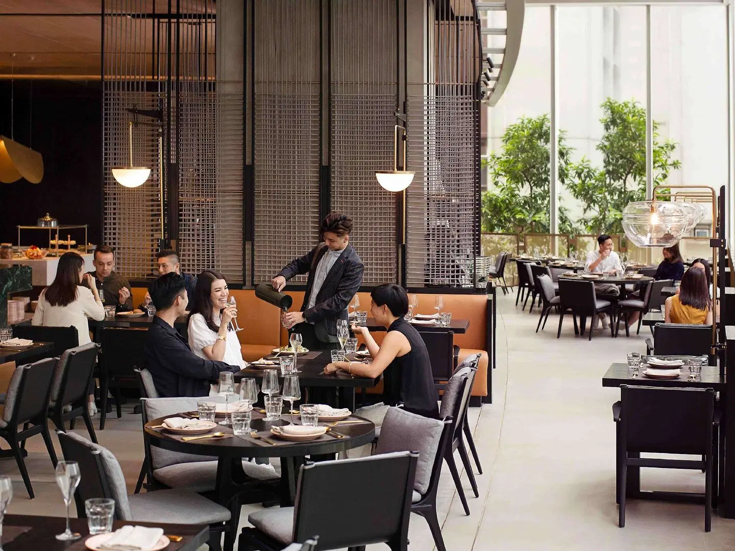 East Hong Kong RESTAURANT