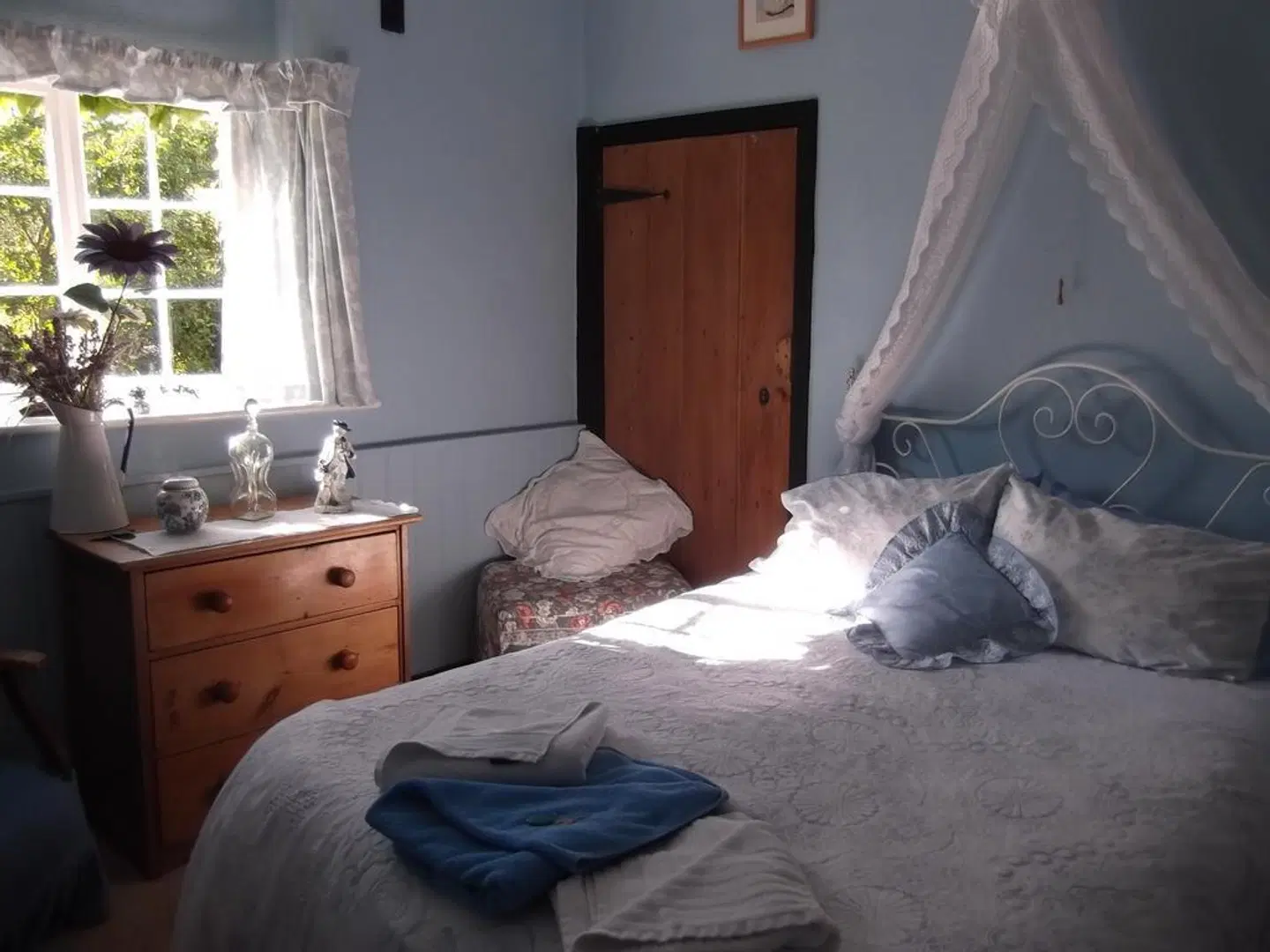 East Farm House B&B ROOM_EXAMPLE