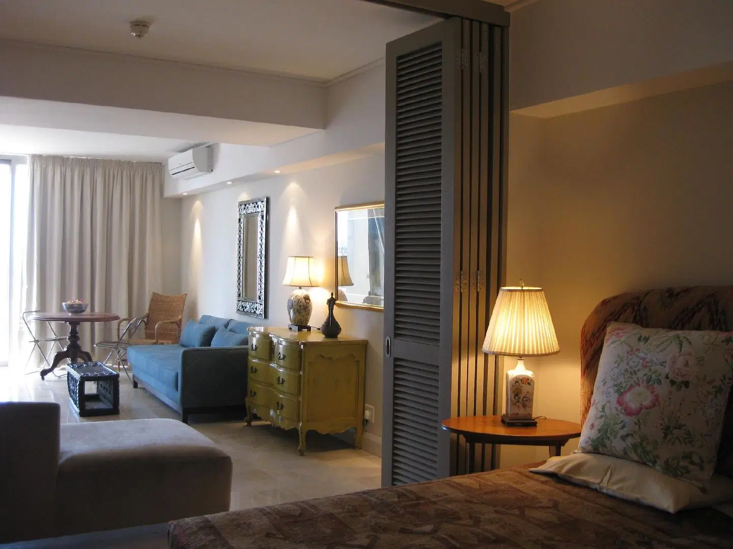 Canal Quays ROOM_EXAMPLE