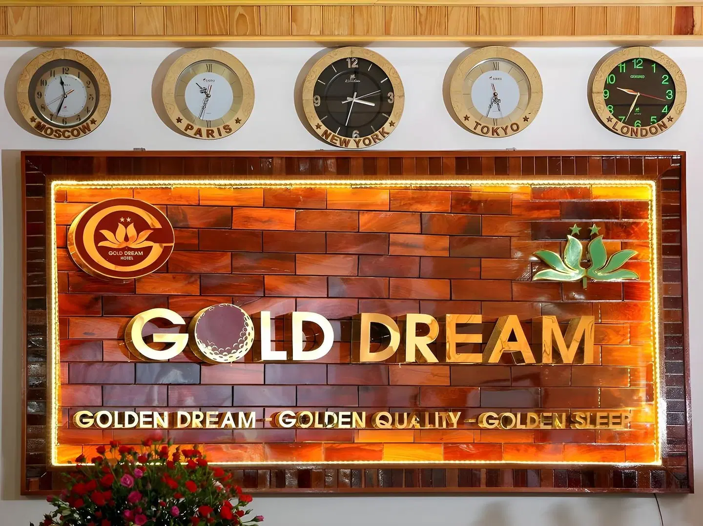 Gold Dream Hotel EXTERIOR